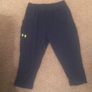 Under amor half rise leggings